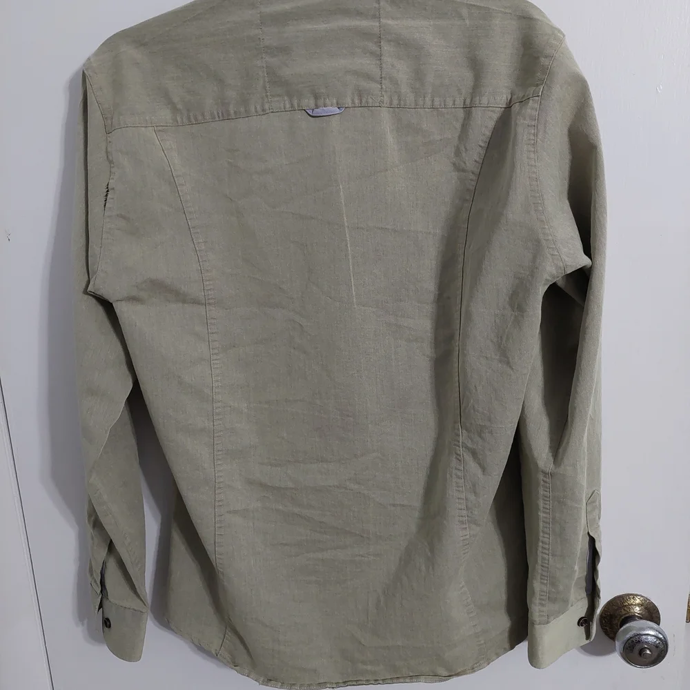 Olive Green Casual Band Collar Button-Down Shirt - Picture 3 of 4